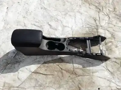 Pezzo di ricambio per auto di seconda mano bracciolo centrale per hyundai i30 1.6 crdi cat riferimenti oem iam 846712r000