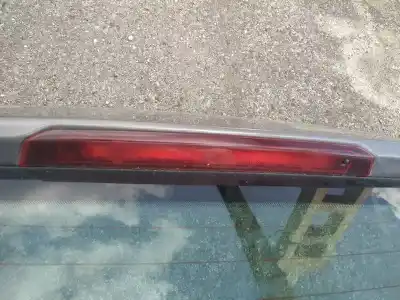 Pezzo di ricambio per auto di seconda mano Luce Freno Centrale per FORD FOCUS TURN. (CB8) 1.6 TDCi CAT Riferimenti OEM IAM   