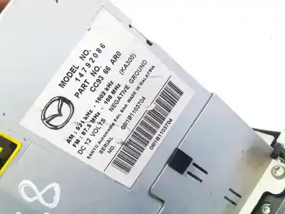 Peça sobressalente para automóvel em segunda mão sistema de áudio / rádio cd por mazda 5 berl. (cr) 2.0 crtd active+ (105kw) referências oem iam 14792086  06l1b1103704