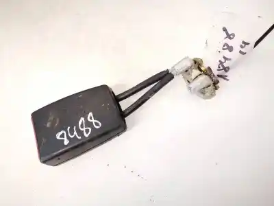 Peça sobressalente para automóvel em segunda mão chicote / encaixe cinto segurança traseiro direito por skoda superb (3u4) 1.9 tdi referências oem iam 3b0857740d