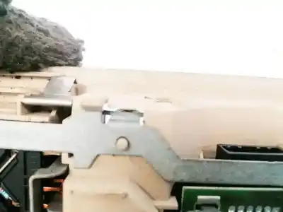 Автозапчасти б/у внутренний свет за audi a6, c5 1997.01 - 2001.08 2.4 121kw 1997.02 - 2005.01 ссылки oem iam 4b0947111  