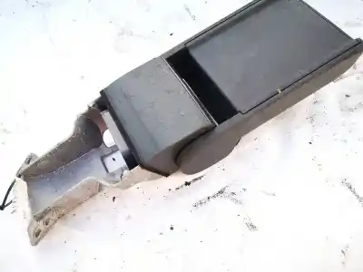 Автозапчастина б/у центральний подлокник для opel vectra, c 2005.10 - 2008.12 facelift 1.9 cdti 110kw 2004.04 - 2008.12 посилання на oem iam 13242816  1132279