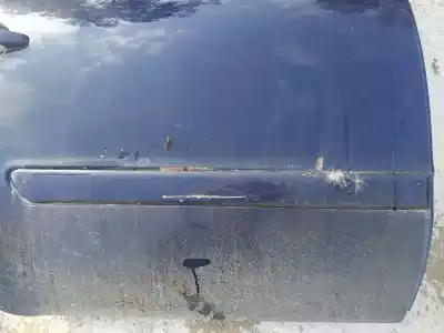 Pezzo di ricambio per auto di seconda mano plastica per opel zafira b 1.9 cdti riferimenti oem iam   