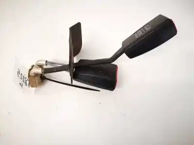 Автозапчасти б/у крюк для ремня задний центральный за audi a6, c5 1997.01 - 2001.08 2.4 121kw 1997.02 - 2005.01 ссылки oem iam 8d0857739d