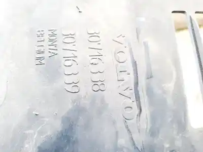 Second-hand car spare part front panel for volvo v50 (545) 2.0 d oem iam references 30716338  30716339