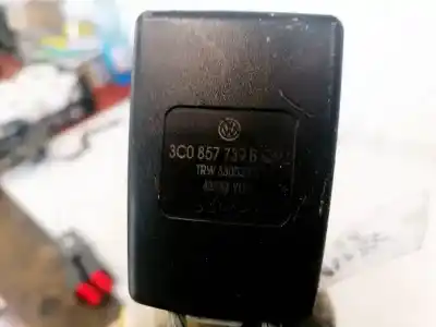 Автозапчасти б/у крюк для ремня задний правый за volkswagen passat variant (3c5) 1.9 tdi ссылки oem iam 3c0857739b  