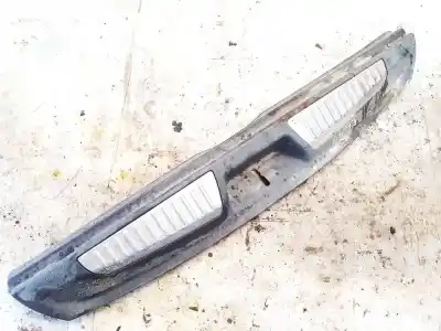 Peça sobressalente para automóvel em segunda mão plásticos por renault laguna iii 2.0 dci diesel cat referências oem iam 849200006r