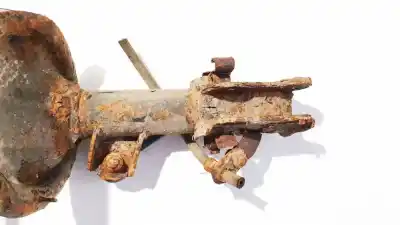 Second-hand car spare part front right shock absorber for kia rio 1.5 crdi oem iam references   