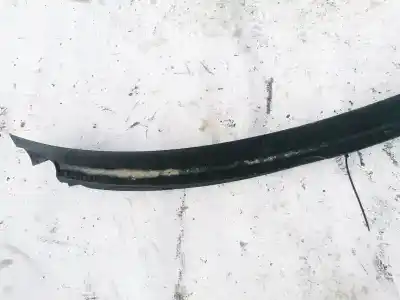 Peça sobressalente para automóvel em segunda mão Grelha Torpedo Curcuvan por AUDI A6, C5 1997.01 - 2001.08 2.4 121KW 1997.02 - 2005.01 Referências OEM IAM 4B1819403  