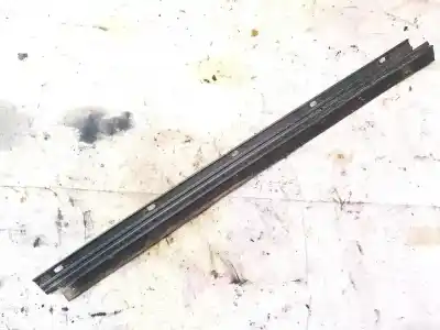 Pezzo di ricambio per auto di seconda mano plastica per audi 80 b4 avant (8c5) 1.9 tdi riferimenti oem iam   