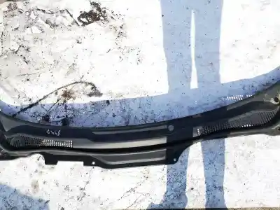 Peça sobressalente para automóvel em segunda mão grelha torpedo curcuvan por volvo v50 (545) 2.4 referências oem iam 30745377