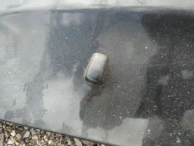 Peça sobressalente para automóvel em segunda mão plásticos por toyota corolla (e11) 2.0 d-4d linea sol referências oem iam 