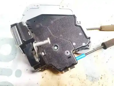 Second-hand car spare part rear right door lock for toyota avensis 2.0 d-4d oem iam references 