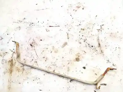 Pezzo di ricambio per auto di seconda mano plastica per opel zafira b 1.9 cdti riferimenti oem iam   