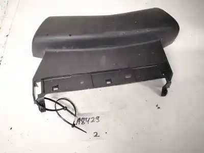 Second-hand car spare part plastics for renault clio, 2009.06 - 2012.11 facelift 1.5 dci 55kw 2010.08 - 2012.11 oem iam references 8200408027