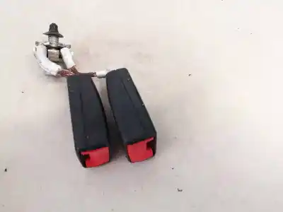 Автозапчастина б/у задній центральний гачок для volkswagen golf v variant (1k5) 1.4 посилання на oem iam 1k0857739d  