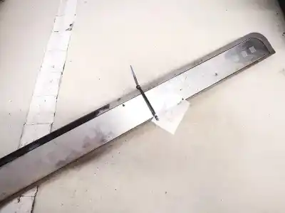 Peça sobressalente para automóvel em segunda mão plásticos por kia carnival 2.9 crdi cat referências oem iam 858824d100