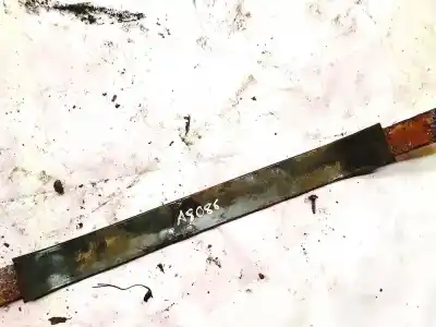 Pezzo di ricambio per auto di seconda mano plastica per opel meriva b 1.7 16v cdti riferimenti oem iam   