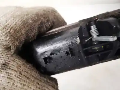 Автозапчасти б/у внутренняя задняя правая ручка за audi a6, c5 1997.01 - 2001.08 2.4 121kw 1997.02 - 2005.01 ссылки oem iam 4b0839020  