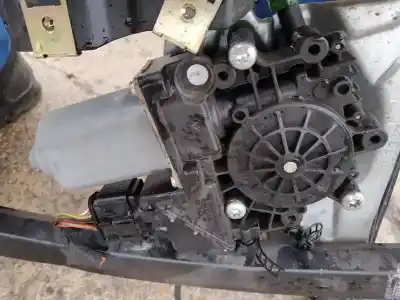 Автозапчастина б/у двигатель переднього ліва вікна для AUDI A4 AVANT (B5) 1.8 Посилання на OEM IAM   
