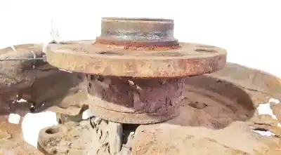 Second-hand car spare part rear left knuckle for volkswagen jetta (1k2) 1.6 edition oem iam references   