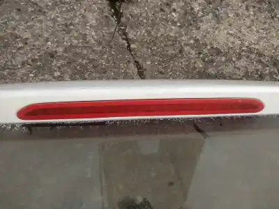 Peça sobressalente para automóvel em segunda mão farolim de travão central por volkswagen golf v (1k1) 1.9 tdi referências oem iam 