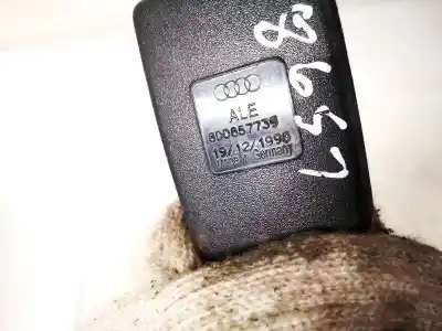 Автозапчастина б/у центральний задній гачок для audi a4 avant (b5) 1.9 tdi посилання на oem iam 8d0857739  