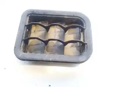 Second-hand car spare part plastics for opel meriva b 1.7 16v cdti oem iam references 93335189