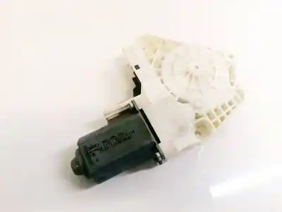 Second-hand car spare part Right Front Window Motor for AUDI A1, 2010.05 --> 2.0 TDI 105KW 2011.09 --> OEM IAM references 8K0959802C  