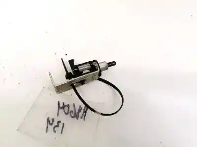 Peça sobressalente para automóvel em segunda mão trocar por mazda 3 lim. (bl) 1.6 cd diesel cat referências oem iam 