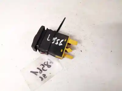 Second-hand car spare part switch for audi a4 avant (b5) 1.9 tdi oem iam references 4d0941563  