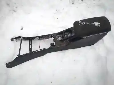 Pezzo di ricambio per auto di seconda mano BRACCIOLO CENTRALE per KIA CEED (ED)  Riferimenti OEM IAM 846111H100  84611-1H100