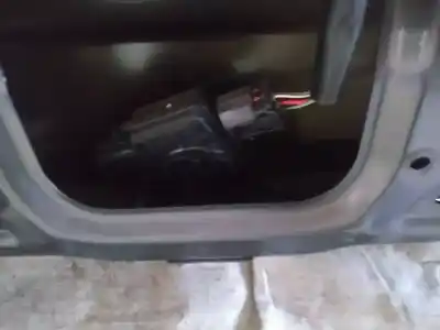 Автозапчасти б/у замок багажника/ворот за toyota verso 2.0 d-4d cat ссылки oem iam 