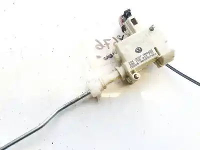 Автозапчастина б/у паливна зовнішня кришка двигуна для VOLKSWAGEN GOLF V VARIANT (1K5) 1.9 TDI Посилання на OEM IAM 1K6810773  3B0959782A