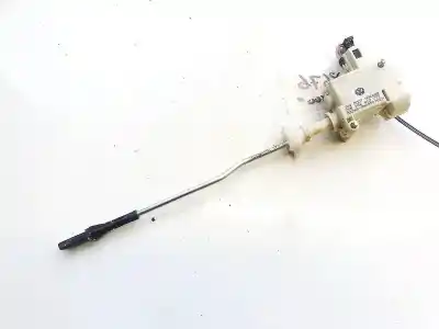 Автозапчастина б/у паливна зовнішня кришка двигуна для volkswagen golf v variant (1k5) 1.9 tdi посилання на oem iam 1k6810773  3b0959782a