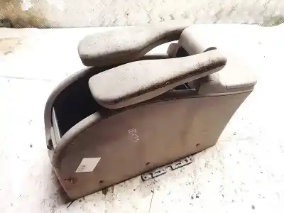Pièce détachée automobile d'occasion ACCOUDOIR CENTRAL pour RENAULT SCENIC II  Références OEM IAM 8200506373E  D8103013-0052884