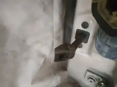 Second-hand car spare part hinge for skoda octavia combi (1z5) 1.9 tdi dpf oem iam references   