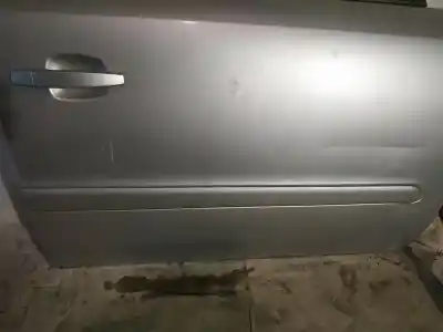 Peça sobressalente para automóvel em segunda mão plásticos por opel zafira b 1.9 cdti referências oem iam 