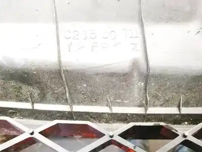 Автозапчасти б/у передняя решетка за mazda 5 berl. (cr) 2.0 crtd active+ (105kw) ссылки oem iam c23550711  
