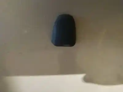 Peça sobressalente para automóvel em segunda mão plásticos por volvo v50 (545) 2.4 referências oem iam 