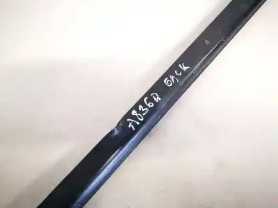 Pezzo di ricambio per auto di seconda mano plastica per kia carnival 2.9 crdi cat riferimenti oem iam   