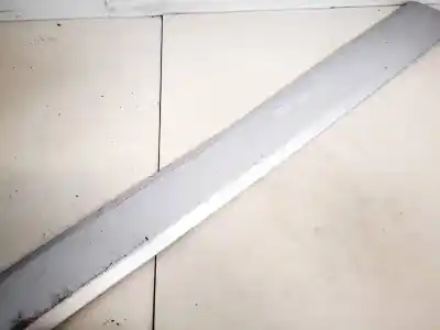 Peça sobressalente para automóvel em segunda mão plásticos por kia carnival 2.9 crdi cat referências oem iam 877124d100