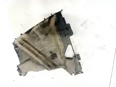 Second-hand car spare part distribution cover for dacia logan (ls_) 1.5 dci (ls0k) oem iam references 3200102678  3200102678 Second-hand car spare part distribution cover for dacia logan (ls_) 1.5 dci (ls0k) oem iam references 3200102678  3200102678