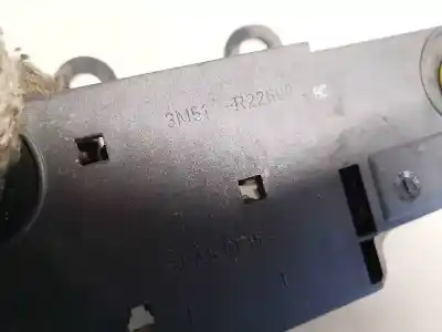 Gebrauchtes Autoersatzteil innerhalb des vorderen rechten griffs zum ford focus c-max (cap) 1.6 tdci cat oem-iam-referenzen 3m51r22600bc  3m51-r22600-bc