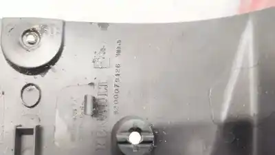 Pezzo di ricambio per auto di seconda mano plastica per renault megane ii (bm0/1_, cm0/1_) 1.6 16v (bm0c. cm0c) riferimenti oem iam 8200079126  