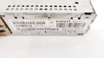 Pezzo di ricambio per auto di seconda mano impianto audio / radio cd per renault megane ii (bm0/1_, cm0/1_) 1.6 16v (bm0c. cm0c) riferimenti oem iam 8200256141  8200256141c