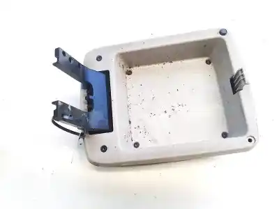 Pezzo di ricambio per auto di seconda mano bracciolo centrale per volvo v50 (545) 2.0 d riferimenti oem iam 