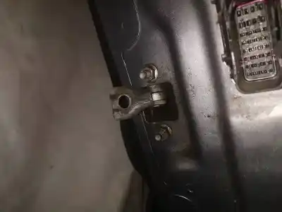 Second-hand car spare part hinge for opel vectra, c 2005.10 - 2008.12 facelift 1.9 cdti 110kw 2004.04 - 2008.12 oem iam references   