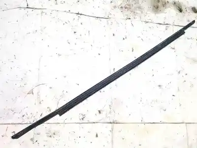 Pezzo di ricambio per auto di seconda mano plastica per opel meriva b 1.7 16v cdti riferimenti oem iam   