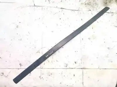 Peça sobressalente para automóvel em segunda mão plásticos por opel meriva b 1.7 16v cdti referências oem iam 93318767